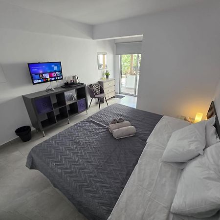 Town centre suites Larnaca Extérieur photo