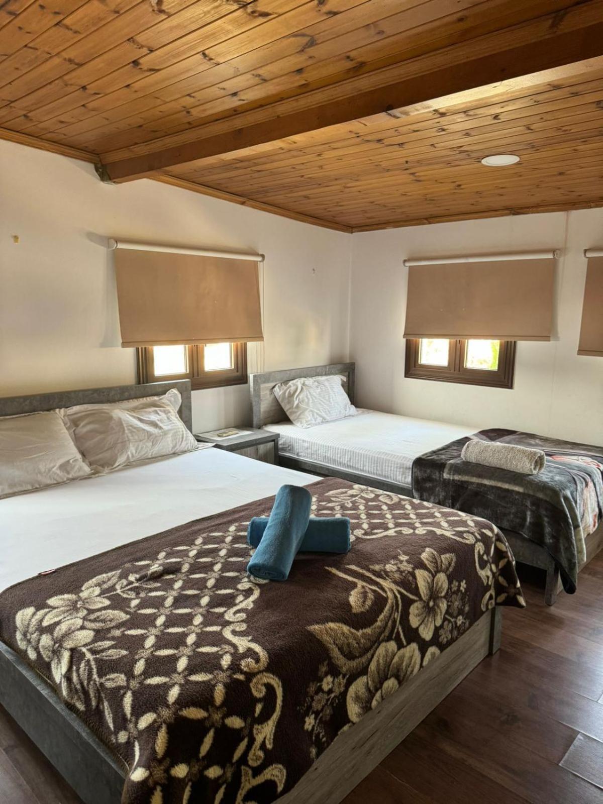 Town centre suites Larnaca Extérieur photo