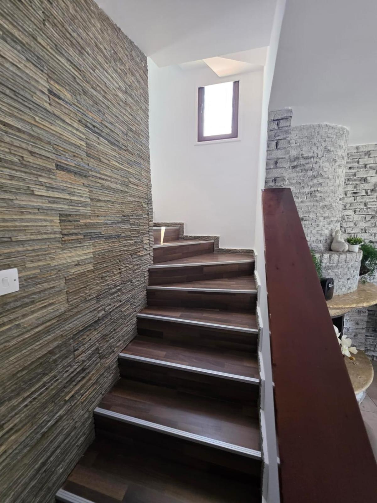 Town centre suites Larnaca Extérieur photo