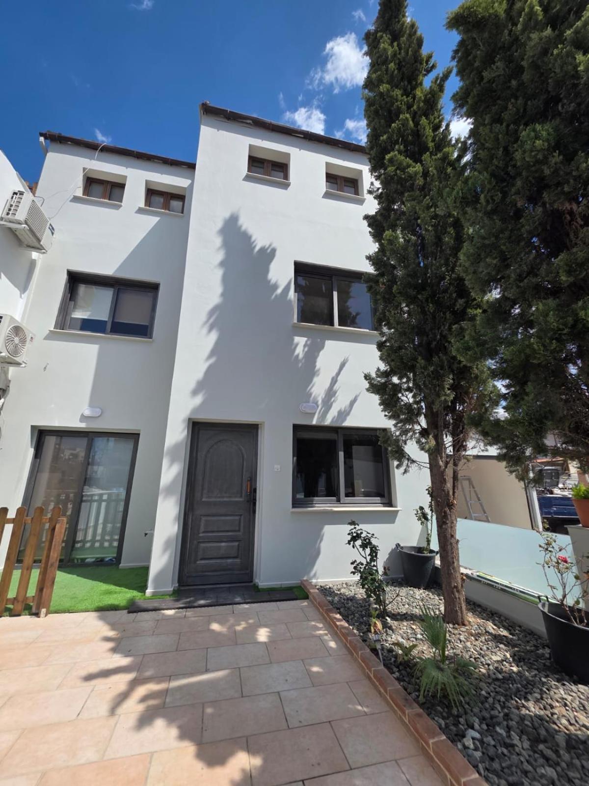 Town centre suites Larnaca Extérieur photo